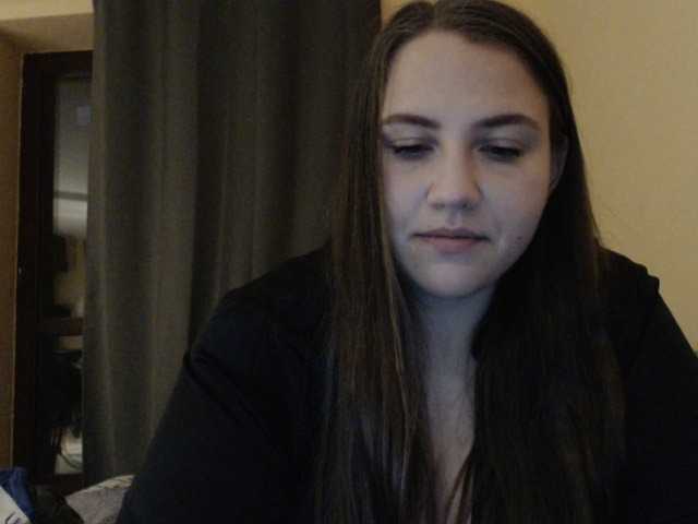 Oddajajo posnetke zaslona NaughtyAfina