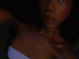 Erotični video klepet NaughtyCherie