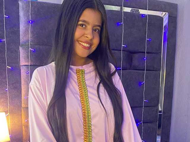 Fotografija profila NaylaAbadi