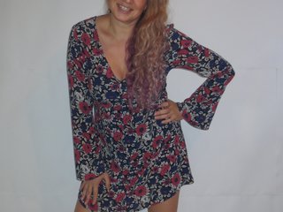 Erotični video klepet NelleTEASE