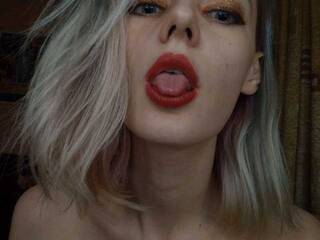 Erotični video klepet Nesssssie