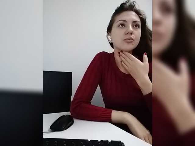 Oddajajo posnetke zaslona NewEffectEyes