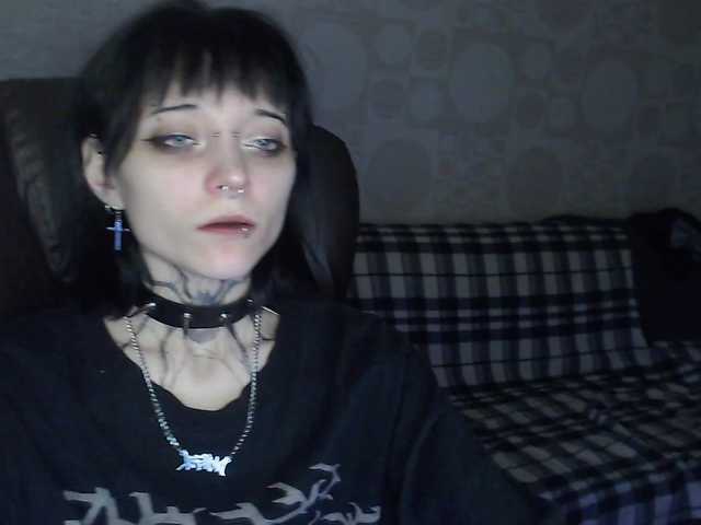 Oddajajo posnetke zaslona NeyaLette96