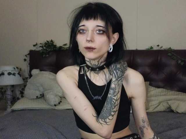 Oddajajo posnetke zaslona NeyaLette96