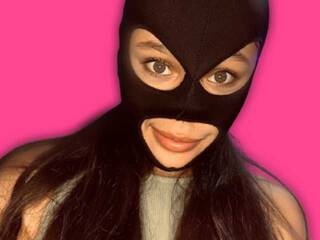 Erotični video klepet Nickymask