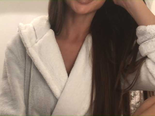 Oddajajo posnetke zaslona nicole21x