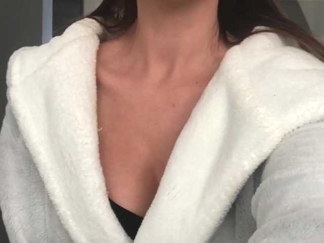 Oddajajo posnetke zaslona nicole21x