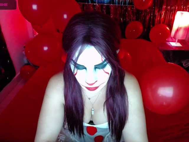 Oddajajo posnetke zaslona Nicoleex