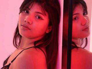 Erotični video klepet NicoleHills