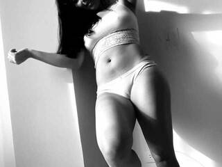 Erotični video klepet NicoleRomero