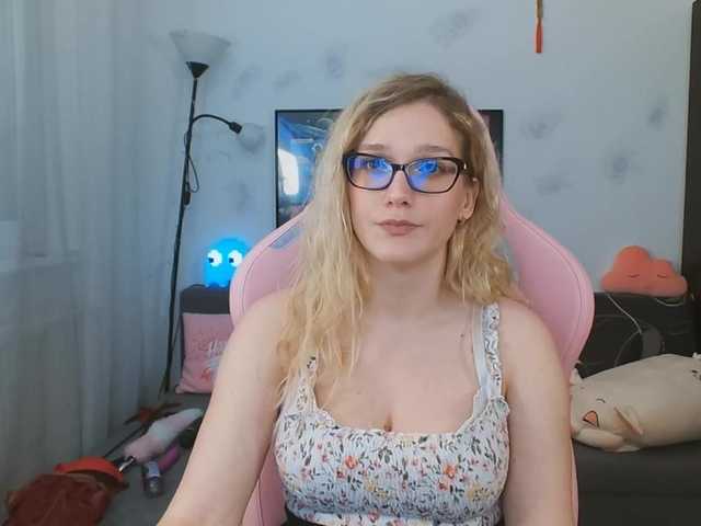 Fotografije NicolMoon Wheel game only 66 tkns ♡ Goal is naked 15 min @remain left --- NO spy show Group minimum 3 member !!!#new #hairy #lovense #domi #lush #ferri #blonde #shy #plug #analtoy #anal #natural