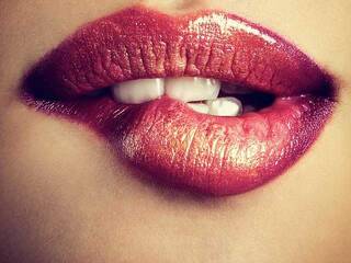 Erotični video klepet NightBleed