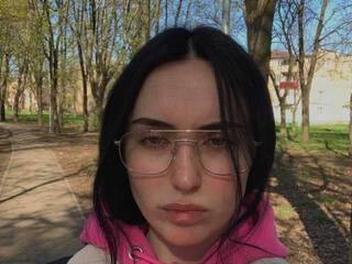 Erotični video klepet NikaLune