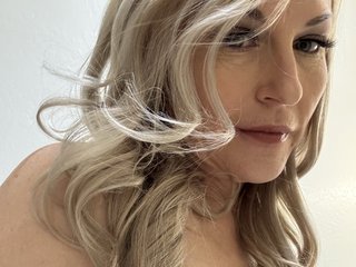 Erotični video klepet NikitaLuna6969