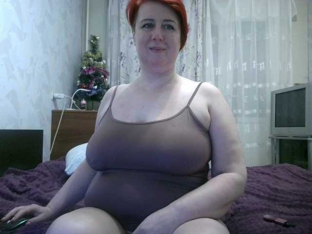 Fotografije NikolRedMilf Make my pussy wet and happy