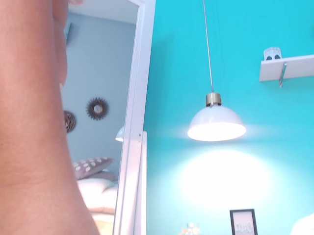 Oddajajo posnetke zaslona NinaBlade