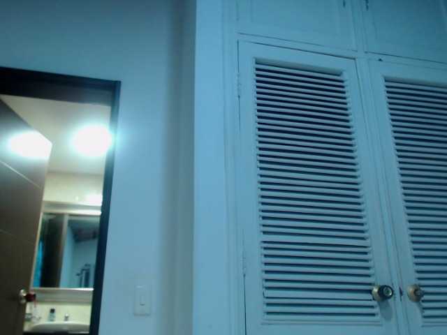 Oddajajo posnetke zaslona Ninacoric