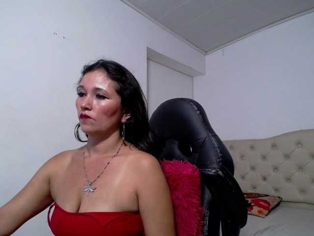 Oddajajo posnetke zaslona noelia-milf19
