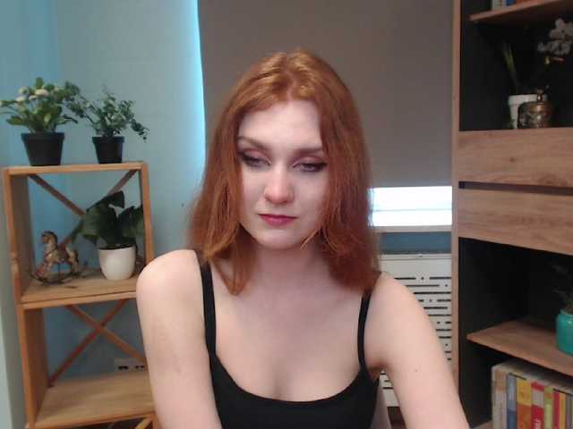 Oddajajo posnetke zaslona Noemi-Love
