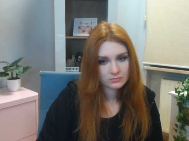 Oddajajo posnetke zaslona Noemi-Love