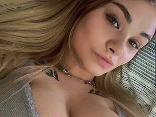 Erotični video klepet Nolovekisssme