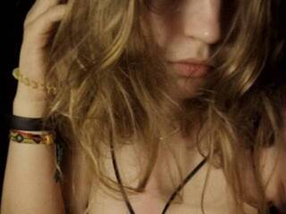 Erotični video klepet Norta