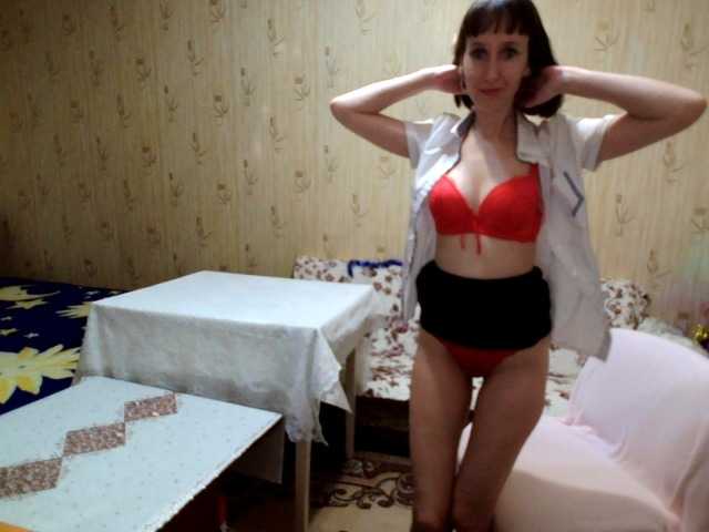 Oddajajo posnetke zaslona Oksana24rai