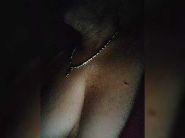Oddajajo posnetke zaslona Sandra-Boobs