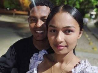 Erotični video klepet Oliver-Mina