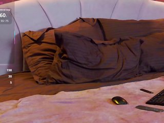 Erotični video klepet OliviaBliss