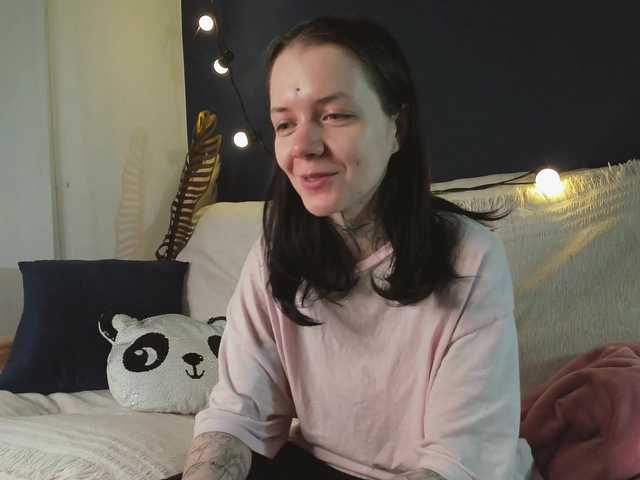 Oddajajo posnetke zaslona OVERKO-4