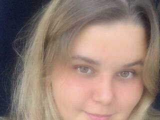 Erotični video klepet PeachCloud