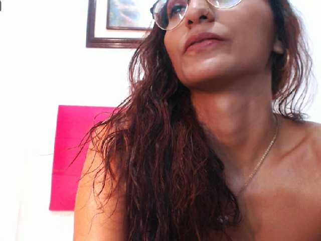 Fotografije PennyTaylor Enjoy with me a delicious oil bath all over my body ♥Flash Pussy 40♥Fingering 190 ♥Fuckshow at goal! 550