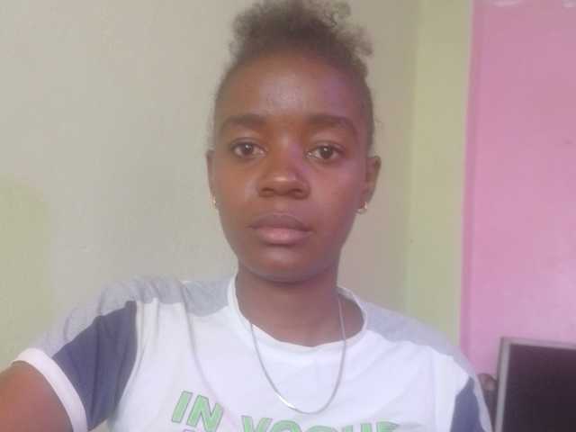 Fotografija profila Petite-200