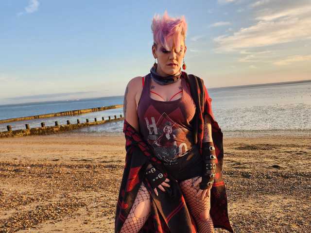 Fotografija profila Pinkthehawk