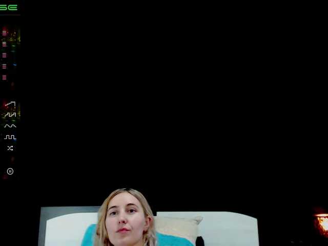 Oddajajo posnetke zaslona PonyyTails