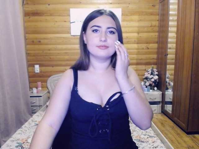 Fotografije PrAfina HOT STUDENT WANTS TO CUM. WHO IS WITH ME? HOT PRIVATE // ROULETTE 51 TKN // BREAST FLASH 101 TKN