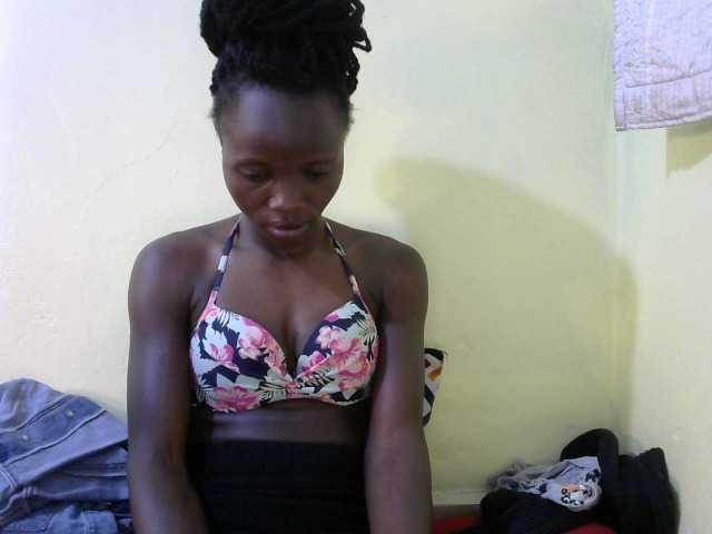 Oddajajo posnetke zaslona Prettyebony2