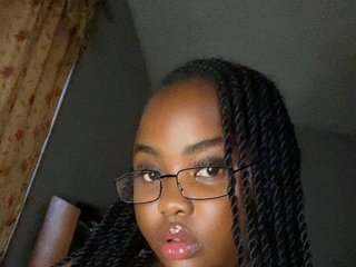 Erotični video klepet PrettyJade