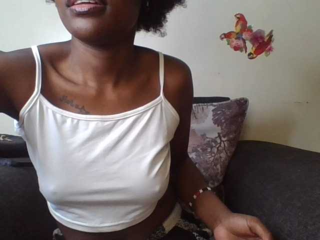 Oddajajo posnetke zaslona Prettylittlemuffin