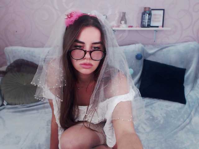 Oddajajo posnetke zaslona PrettyPersia