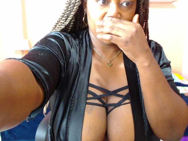 Oddajajo posnetke zaslona princes-ebony