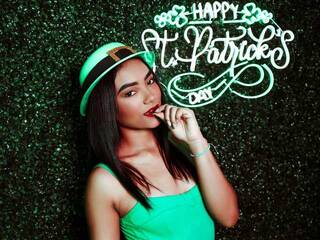 Erotični video klepet PryanKabell