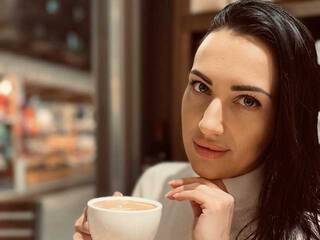 Erotični video klepet PureEnergya