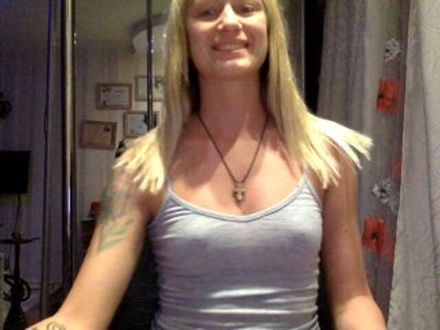 Oddajajo posnetke zaslona Pussywhite11