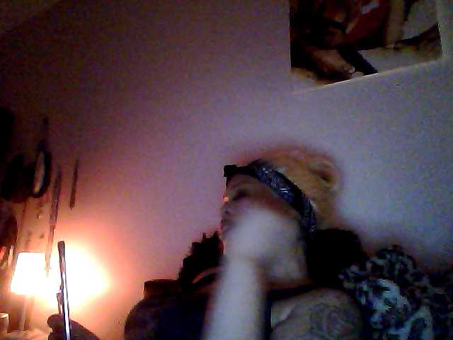 Oddajajo posnetke zaslona QueenMorgan