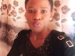 Erotični video klepet Queensara