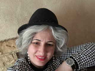 Erotični video klepet QueenSusana
