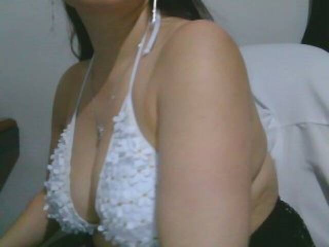 Oddajajo posnetke zaslona rachelsensual