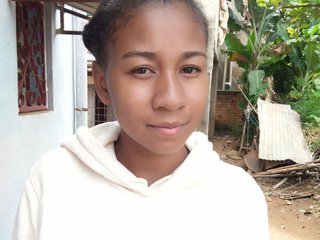 Erotični video klepet Raharisexy